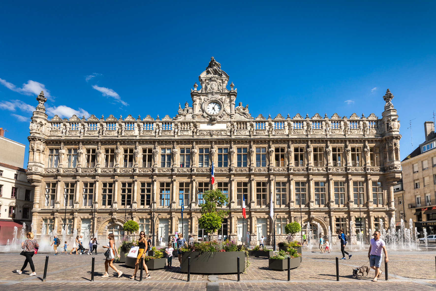 pourquoi choisir Valenciennes pour ses études, universités, cadre de vie étudiant